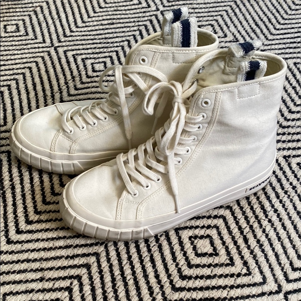 SeaVees Womens La Brea Lug High Top, size 8